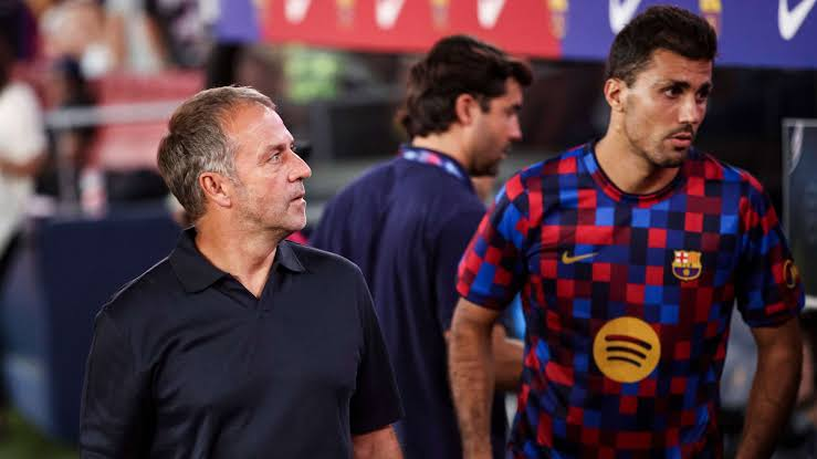 BarcaUniversal's tweet photo. 🚨 Hansi Flick: "We must consider the physical condition of the players, especially the internationals."

"Rodri played the last 3 matches entirely, so we decided to rest him. We know how important he is, but we trust Bernal." https://t.co/bsAmxHfRL5