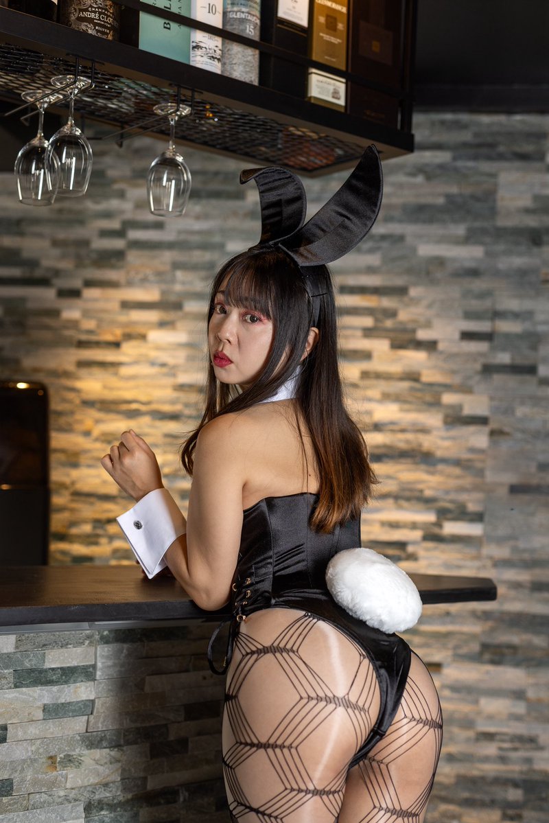 Piyochan_piyo3's tweet photo. ねぇ、、見てる？
#bunnygirl #バニーガール #被写体 https://t.co/P894lvhSBU