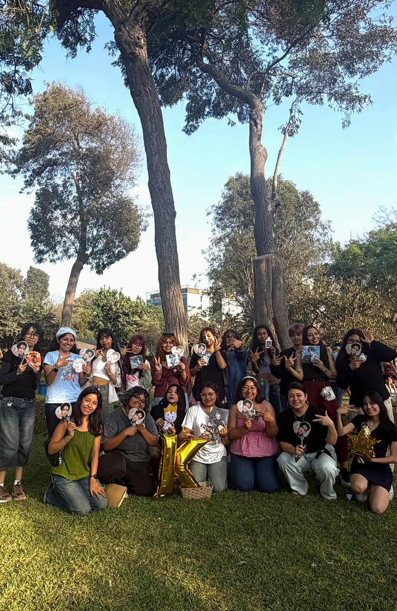 andteam_pe's tweet photo. El sábado celebramos a nuestro K SUPERSTAR👑

Muchas gracias por pasar un lindo día junto a nosotrxs, y esperamos que más lunés se unan en las siguientes actividades para crear muchos más recuerdos. ⭐️

@andTEAMofficial

#HAPPY_K_DAY #andTEAM #andTEAMLUNEPERU https://t.co/g9gz4rXyX9