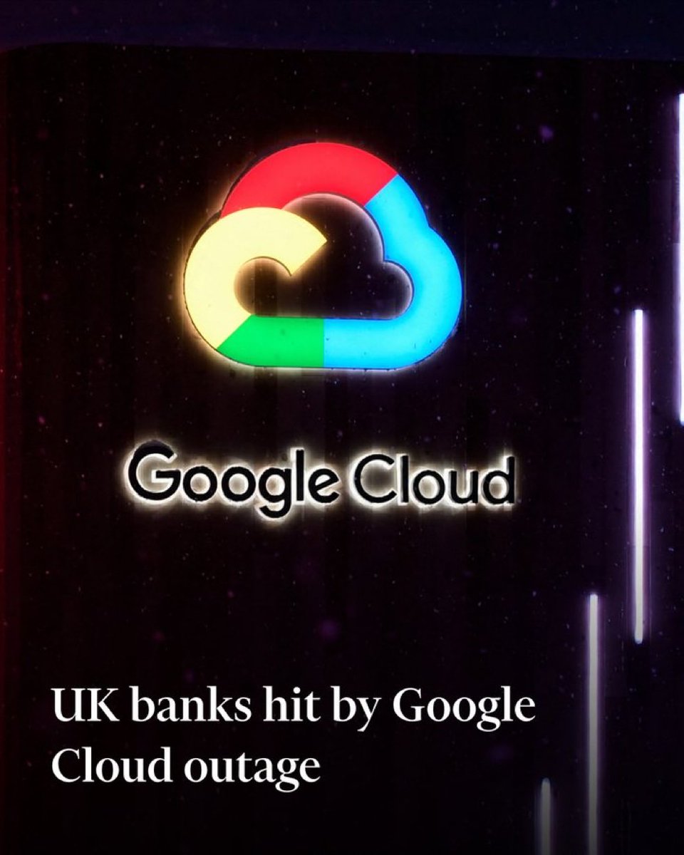 CockroachGaruX's tweet photo. EU Banking 💣 https://t.co/vGZPvt6jPZ