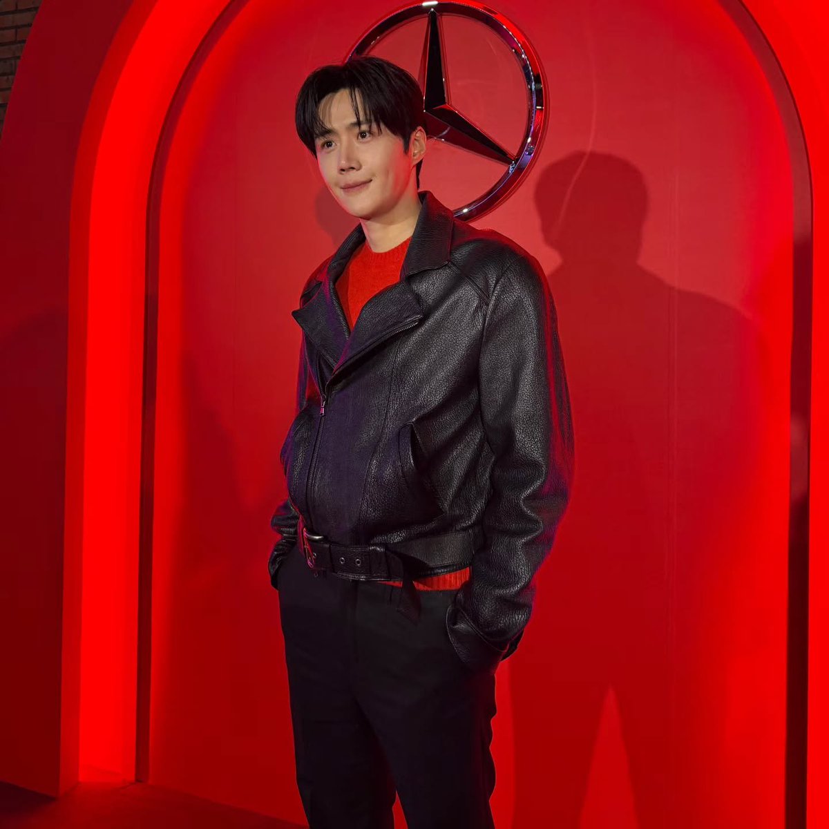 myjuyz_seonho's tweet photo. @ seonho__kim IG post

“#MercedesBenz #MBStudioseoul #ElectricCLA #ElectricGLC
-The all-new electric CLA &amp; GLC Launching Party”

#KimSeonho #김선호 https://t.co/uWAiMRxje4