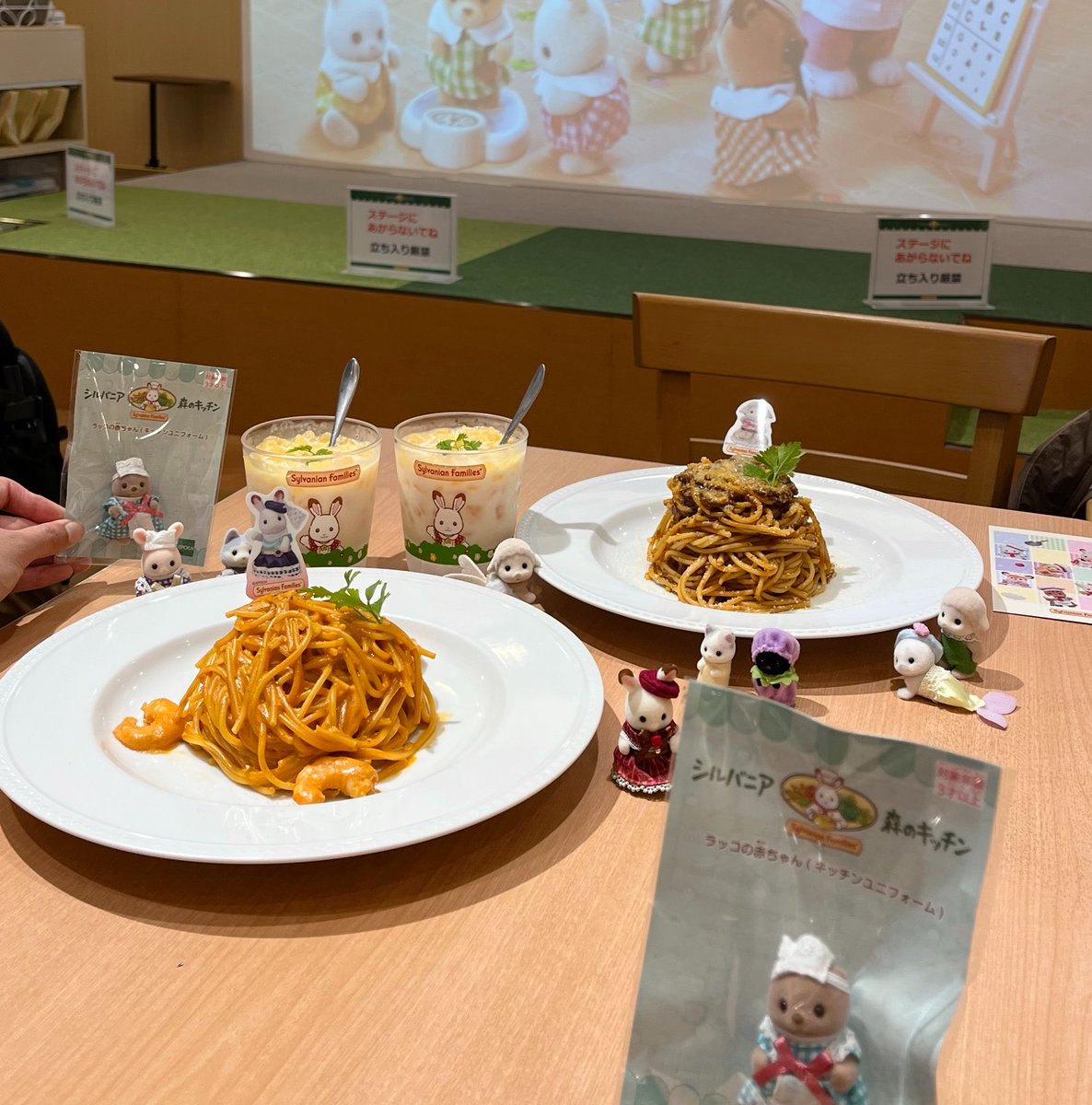eofa8314's tweet photo. タカシくんのお陰でシルバニアファミリーがだいすきになりました🦙
フィバかわいい♡☀️♡
#超フィバ推し
#超フィバエピ https://t.co/13p3JWyJbk