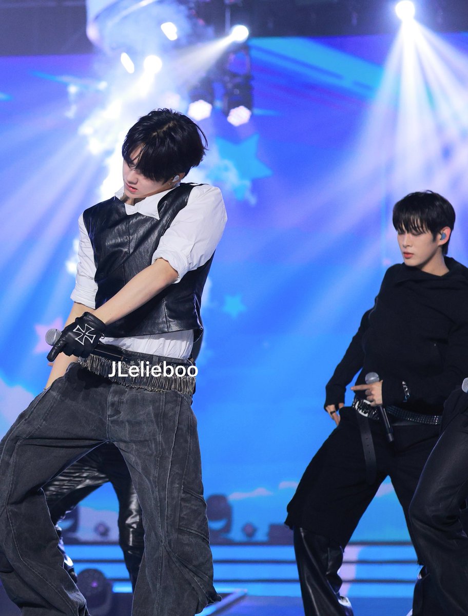 Jlelieboo's tweet photo. 🫦 

#AHOF #아홉
#JL #제이엘 https://t.co/8jXs0ANwEr