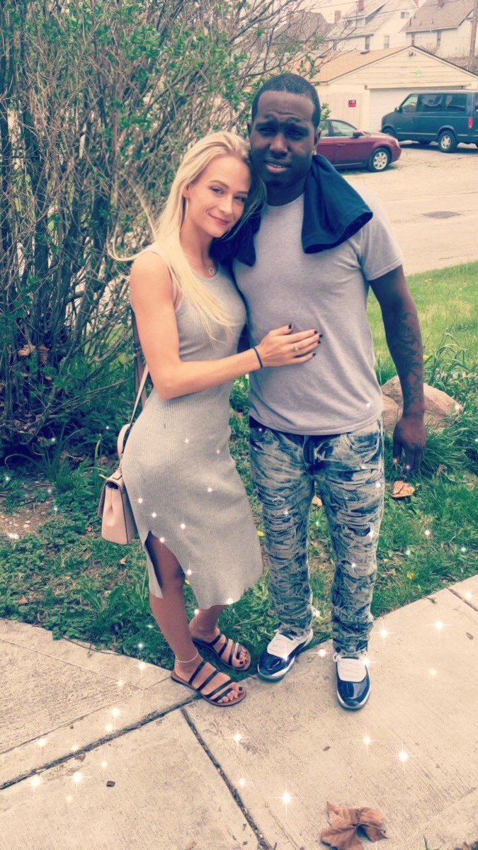 SirBartPimpson's tweet photo. FYSBM Friday 😎👑

Enjoy your weekend brothers 👍🏾

#FYSBM #FreeYourSelfBlackMan #SYSBM https://t.co/k2n8nTbZGG