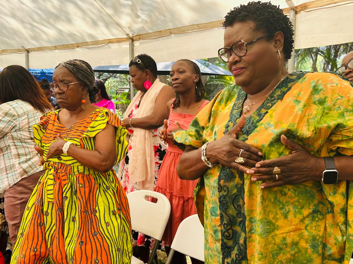 WCOZIMBABWE's tweet photo. WROs work tirelessly for gender equality, but their wellbeing is often overlooked. We hosted a Wellness Day for women to rest, reconnect, and access on-site breast cancer screening, family planning, and mental health education.
#WellnessMatters
#pinktober 
#WomenAndHealth https://t.co/hABNgr0uAg