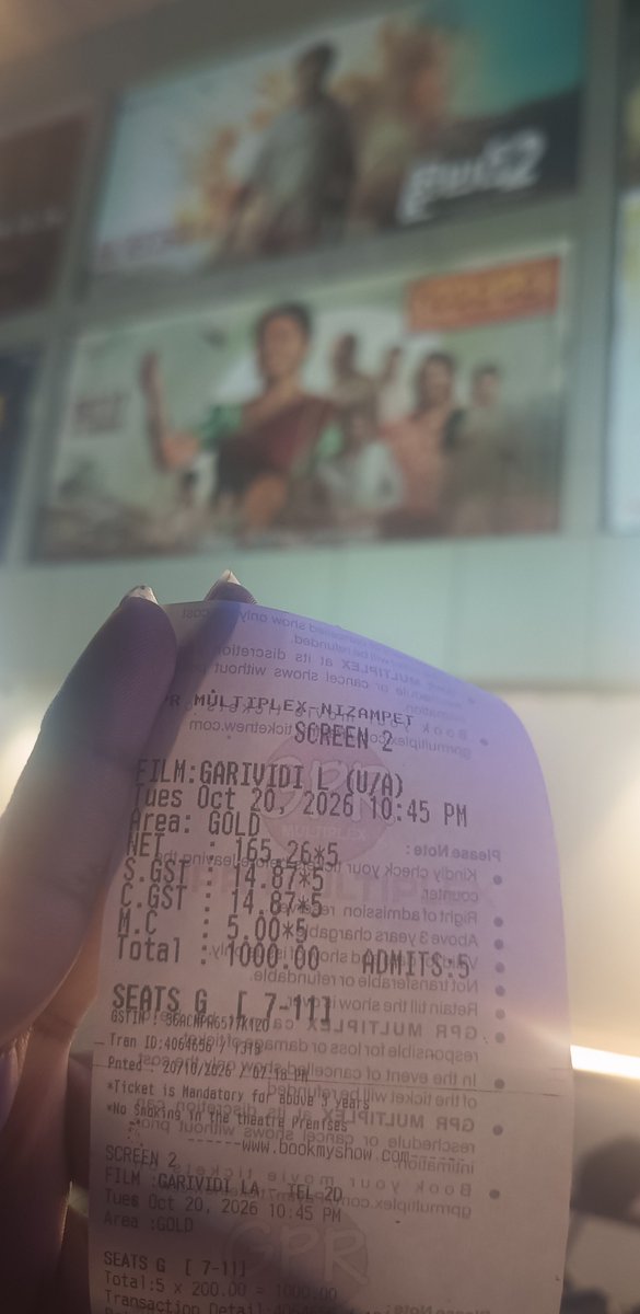 AlwaysNachoMan2's tweet photo. Nee Cinema Chudataniki Inni Kastalu Paduthunnam @smayurk Anna Peddha Hero Aiponav 

Asian Lakshmi Kala Lo Dorakakapothe GPR Ki Vacham Madhayalo Laila Mall Lo Show Kuda Housefull 

#GarividiLakshmi @anandhiactress https://t.co/RnZeO9J12z