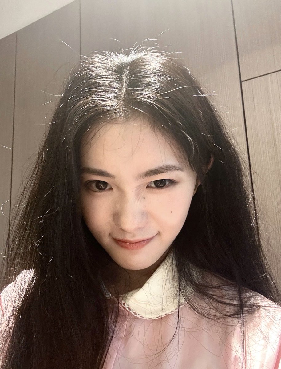 16dot6's tweet photo. 류호존 얼굴 https://t.co/FzUgj5lrkD
