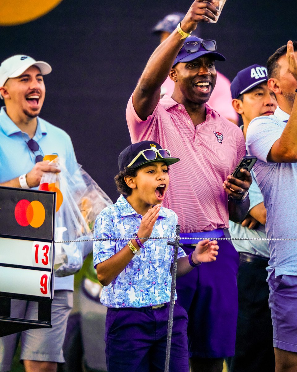 APinv's tweet photo. Spring break is for the kids! ⛳️☀️

Thanks to @OfficialVyStar, kids 15 and under receive FREE grounds admission to the Arnold Palmer Invitational presented by Mastercard with a ticketed adult!

🎟️ Get your tickets today at the link in bio.

#APInv https://t.co/K623U3Tp09