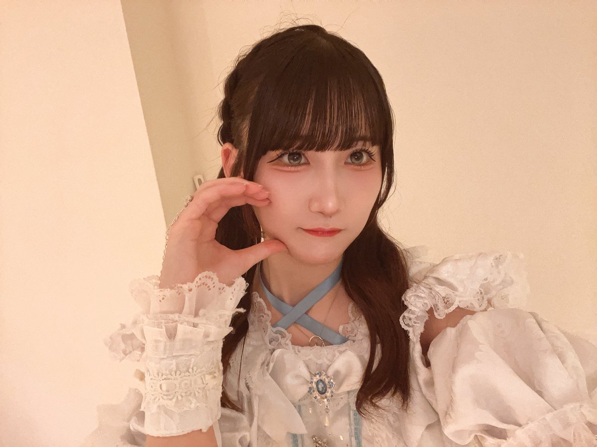 milfi_fumina tweet picture