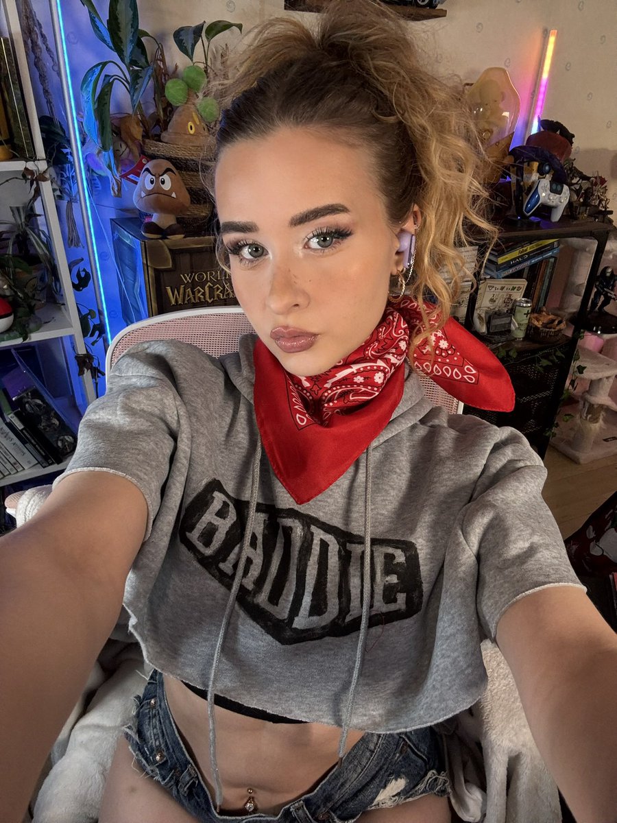 YaBoiElina's tweet photo. Lucia from GTA 6 if she was Swedish I GUESS. Made the shirt myself! https://t.co/22f88tNTpR
