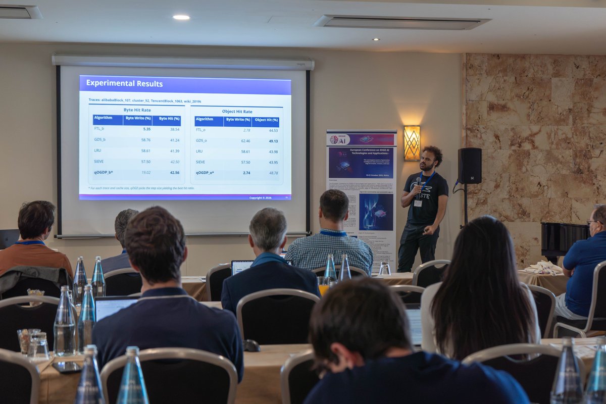 dAIEDGE's tweet photo. At #SessionD02 of the #EEAI26, Isidoor Pinillo Esquivel (@Inria) explores optimisation for efficient resource allocation, while Christos Kozanitis (@ICS_FORTH) presents EdgeMan for automated resource allocation across edge testbeds. 🚀

👏 Thanks to both speakers and the session chairs!