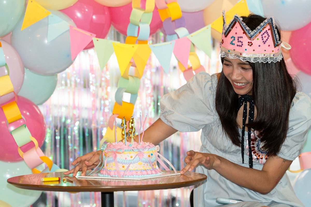 KAIALottePH's tweet photo. To our dearest Charlotte, thank you for making time to celebrate with us! Being able to share this day alongside you truly means the world. Your presence made our celebration feel complete and extra memorable. Wonderlotte PH family loves you! 🩷

#WhimCHAElebration https://t.co/3S3Nxi8ZLw
