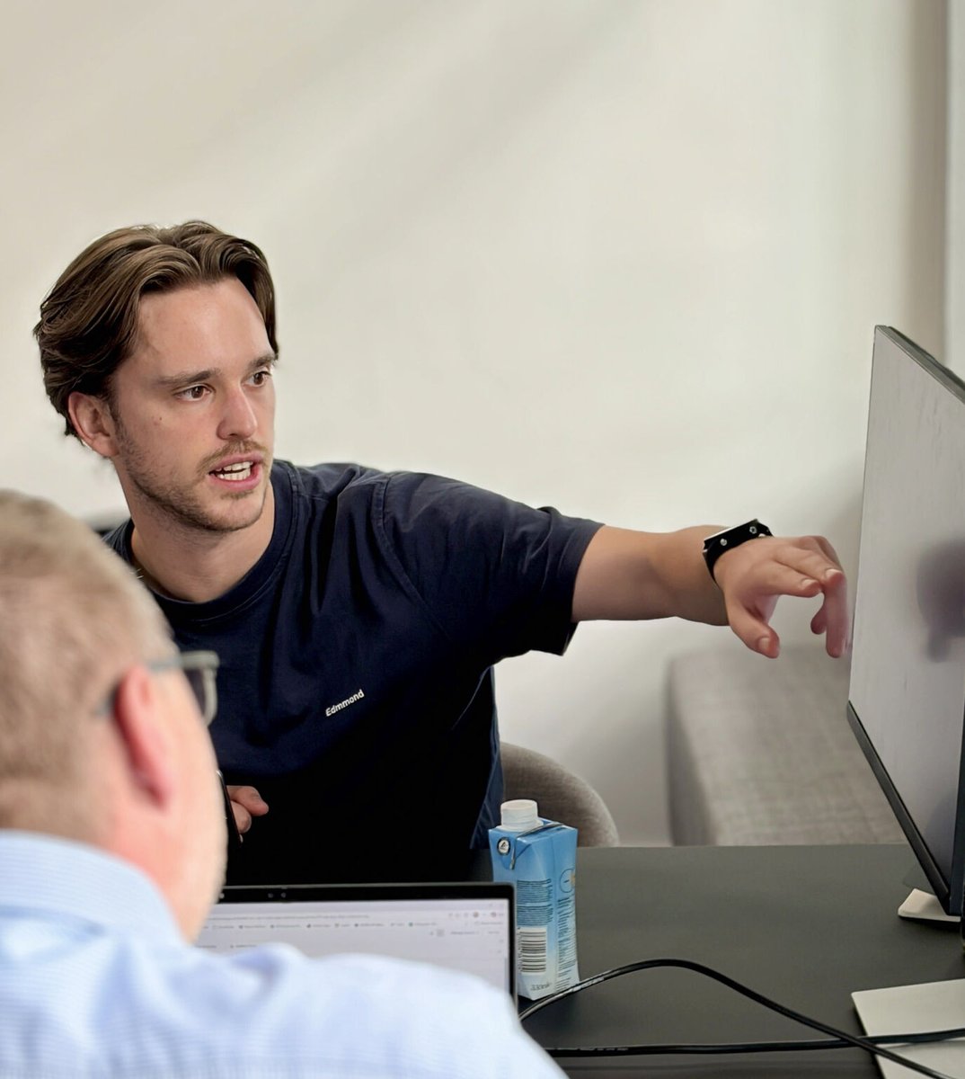 Celonis's tweet photo. 9 teams turned raw data into RoAI in just 2 days.

At the AI Lab in Munich, each team built AI solutions to actual business challenges — showing what happens when Process Intelligence meets Enterprise AI at scale.

This is the Celonis x @Microsoft partnership in action. The best is yet to come.