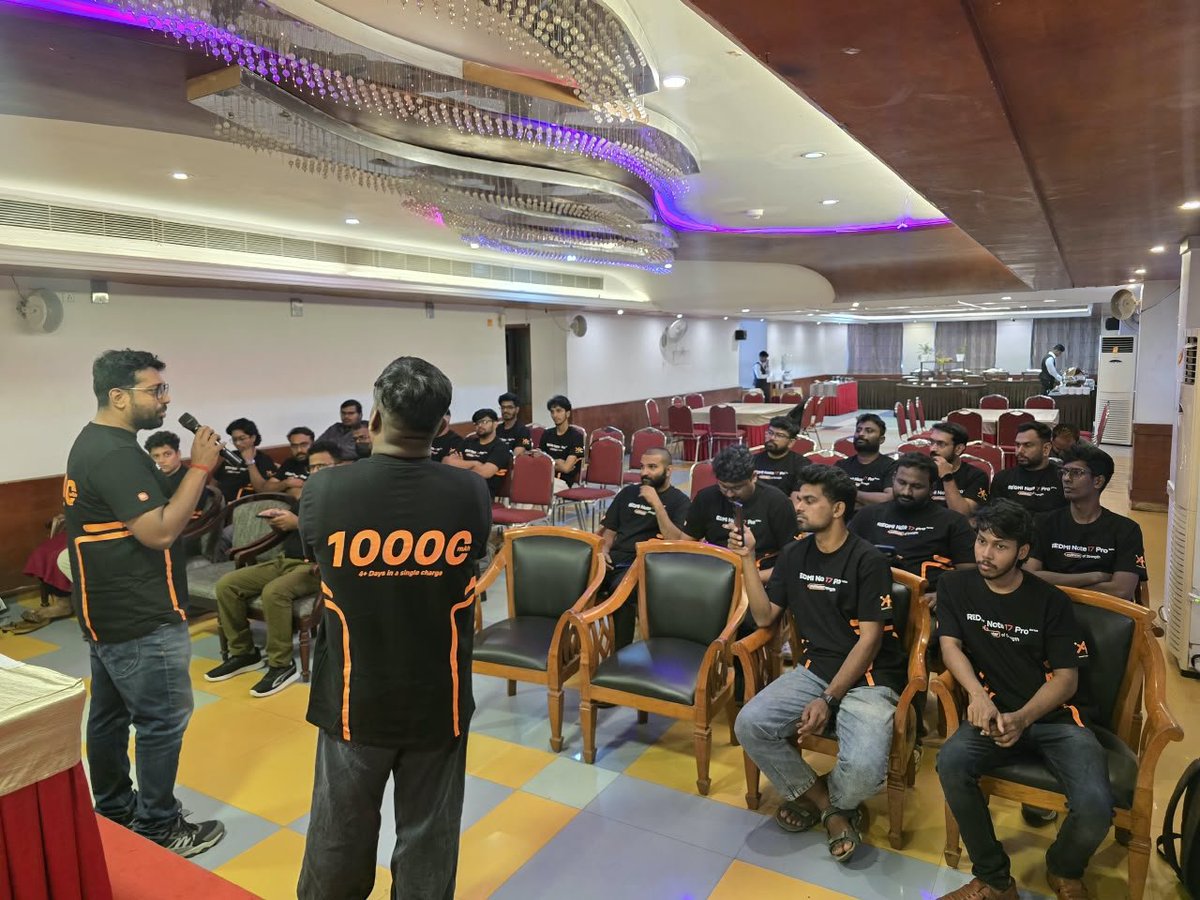 itz_me_nandu's tweet photo. Today we had a blast moment in #RedmiNote17proseries experimental meet we experienced The beast and it was mind blowing .All thanks to #XiaomiFansClub .
@redmiindia
@pixelwithme
@Ritij
@XFCTrivandrum https://t.co/azfUfHp43d