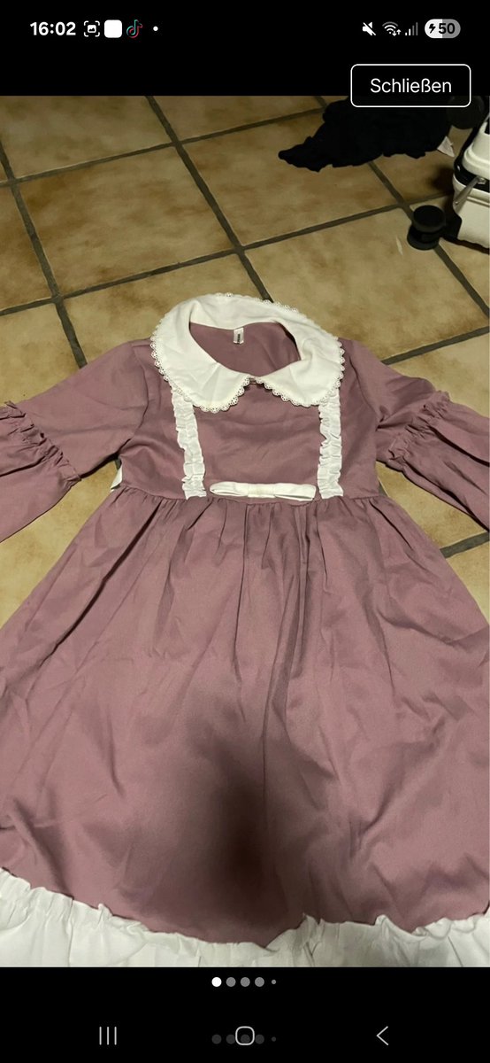 ninisv0id's tweet photo. Okey so the person ist not answering to send me the measurements so which one of these should I get im thinking the 2 or 4
(would wear a petticoat with the 2) https://t.co/r9qlecmn2S