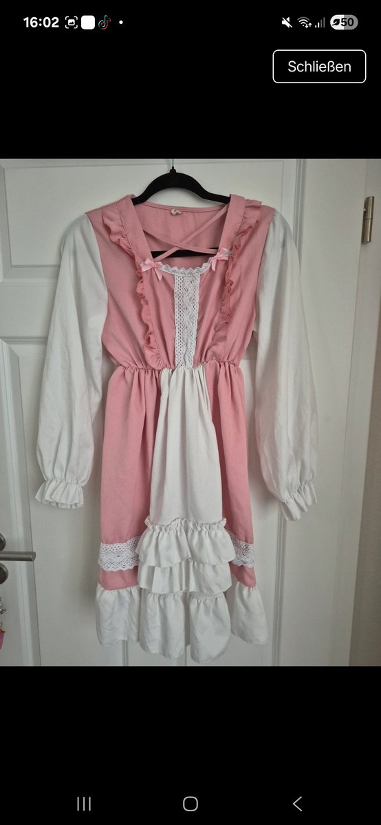 ninisv0id's tweet photo. Okey so the person ist not answering to send me the measurements so which one of these should I get im thinking the 2 or 4
(would wear a petticoat with the 2) https://t.co/r9qlecmn2S