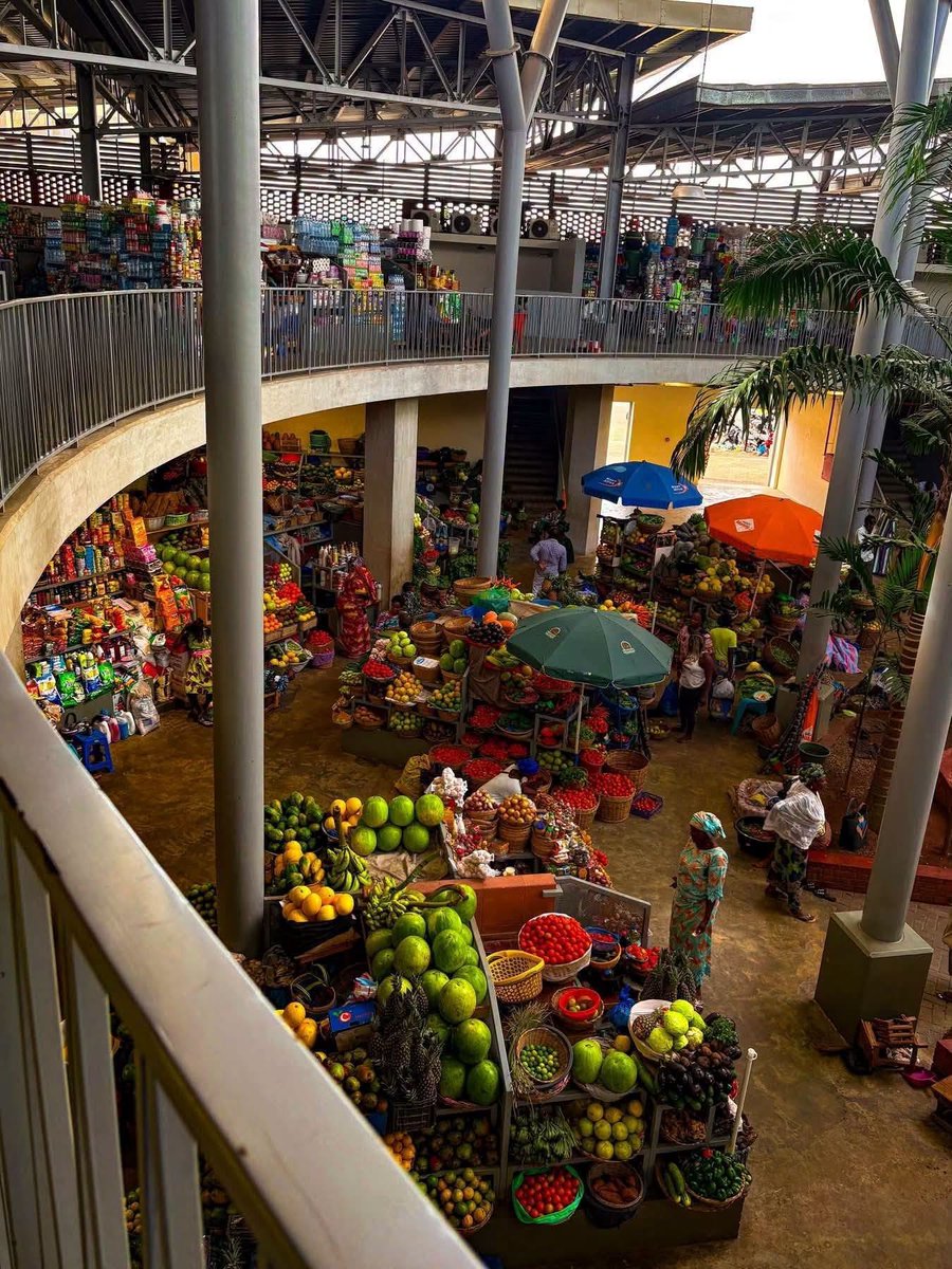 ConnaisAfrique's tweet photo. Les marchés modernes du Bénin 🇧🇯

# Afrique https://t.co/ofjiGVwuBD