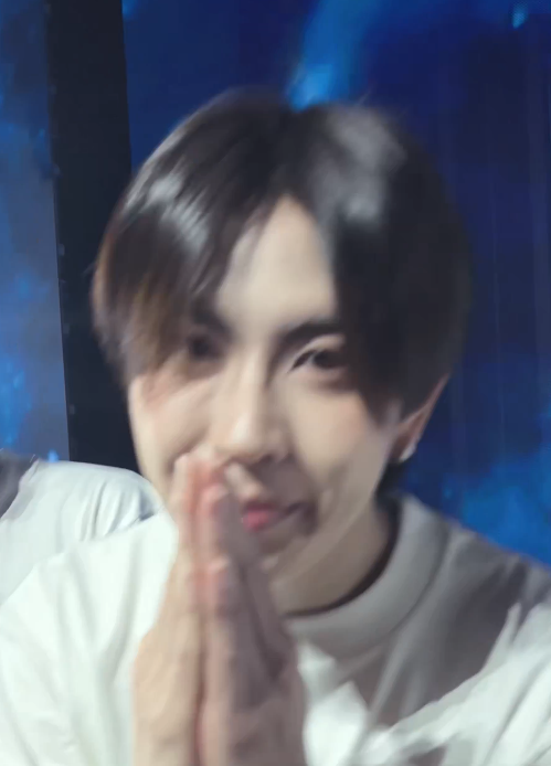 majorly_yours's tweet photo. @sleepyyyjelly คนนี้ชื่อไรอ่ะคะ น่ารักมากอ่ะ https://t.co/e9Q1lH6bl0