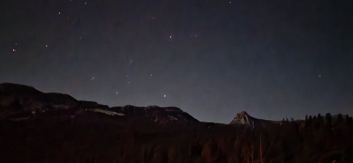 inspiredcreatv's tweet photo. I'm staying at a friends house outside of Bozeman. It was a beautiful night last night. Some skywatching photos. I saw a shooting star too. Was an awesome night. https://t.co/kF4WRq3lul