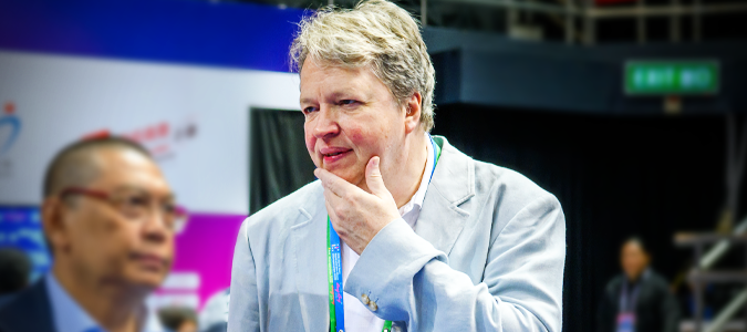 Rookreviewcom's tweet photo. "Levy churns out a vast amount of superficial material... The shallowness of thought is likely a serious impediment to his chessic advancement" — Nigel Short

https://t.co/AVsNsvGzZ4

#chess https://t.co/DH2zDoLEJM