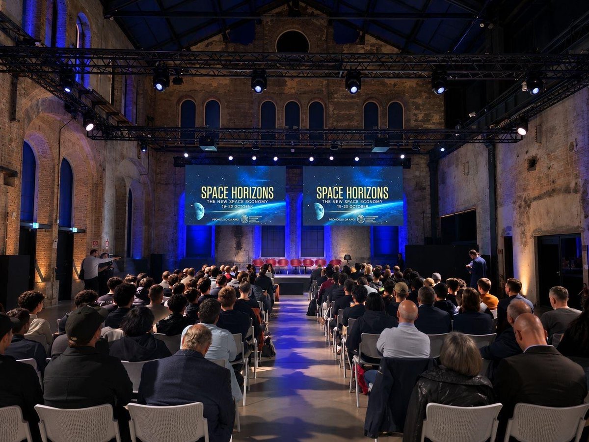 Angi_tech's tweet photo. 🚀 Torino al centro della #SpaceEconomy! Alle @TorinoOgr , #ANGI e @FondazioneCRT hanno promosso Space Horizons, con la presentazione del Position Paper. 📊 Per l’indagine LAB21 per ANGI, l’82,1% riconosce i benefici delle #tecnologiespaziali e il 69,9% chiede più investimenti. https://t.co/GHYoaXObPX