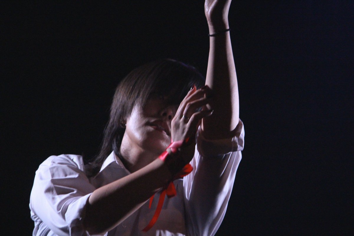 110ito_13's tweet photo. 前回もかなりかなり良い感じに撮っていただいていてめっちゃ感動したんだけど、今回もとても素敵❣️
手は特に気にかけているところなので こうやって綺麗に残してもらえると本当に嬉しい〜〜ありがとう本当に
他の方の写真もぜひ #Kaikan5th  から見てほしい、すごく良いので https://t.co/h3DHZRg1b9