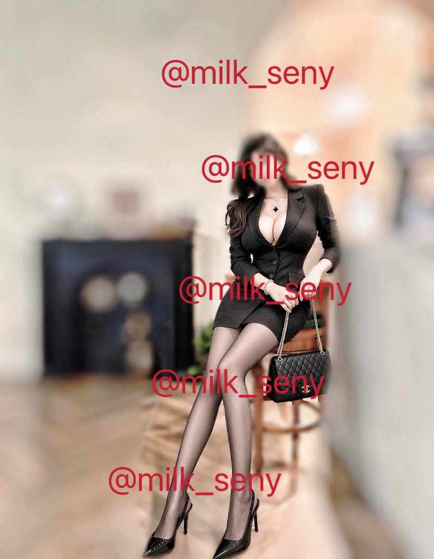 milk_seny's tweet photo. 유부녀가 이런 스타킹 신어도 될까요 👀 https://t.co/NkiOG85dvO