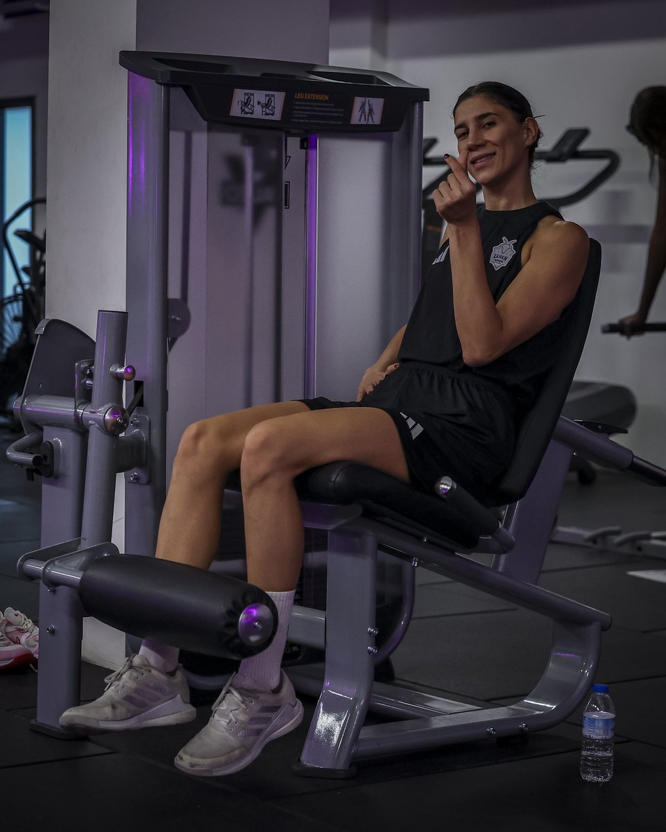 zerensk's tweet photo. 🏋🏻♀️ new week, fresh start!
#goatsofcapital #keepbelieving https://t.co/7ZhaBvAVV4