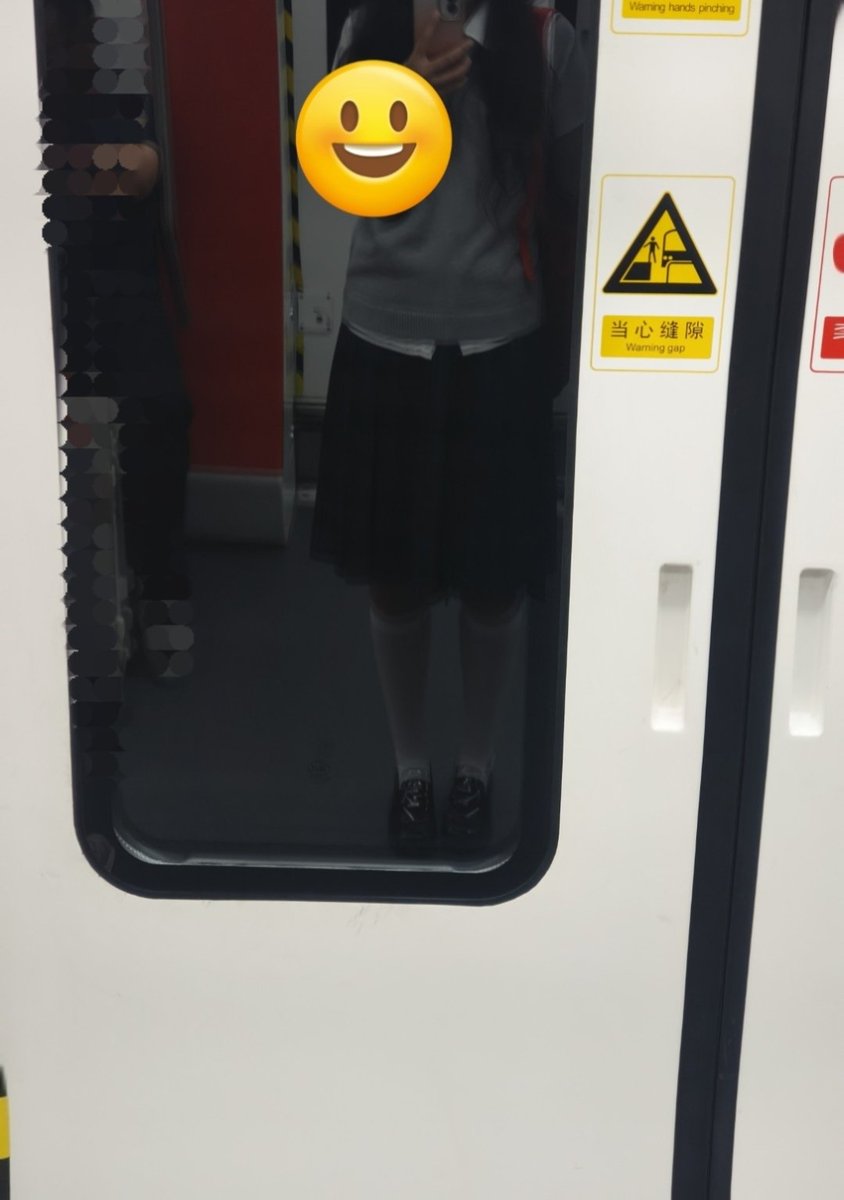 linl869g7's tweet photo. 好累 https://t.co/5ERAGQbOBM