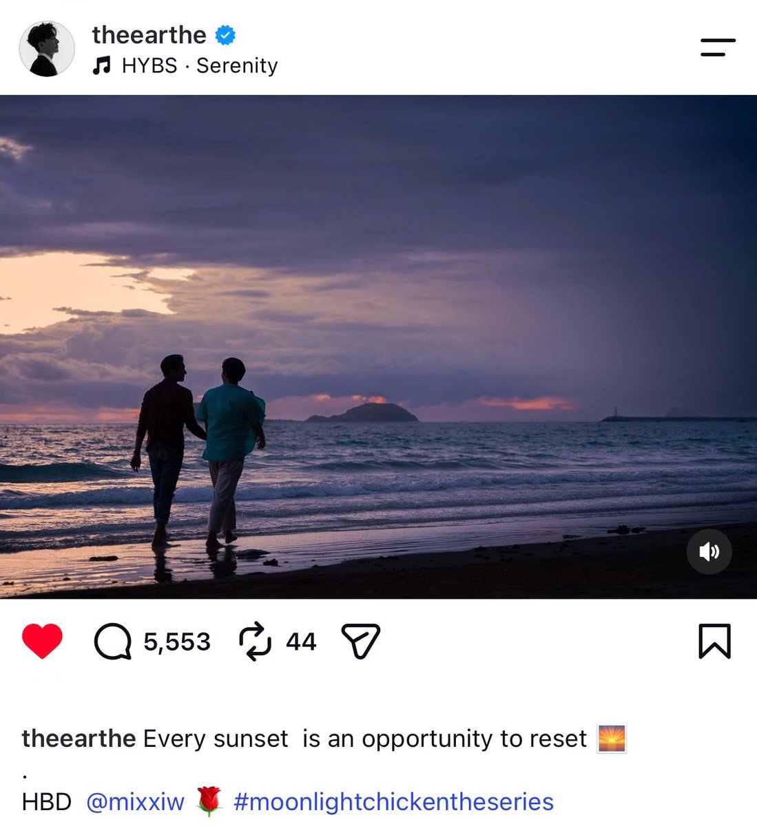mochiimix's tweet photo. ดูซีนนี้จบแล้วนึกถึงแต่สิ่งนี้ ㅠ ㅠ 🌊🌅.

#MoonlightChickenep6
#เอิร์ทมิกซ์ ; #EarthMix https://t.co/HkbsmHi55B