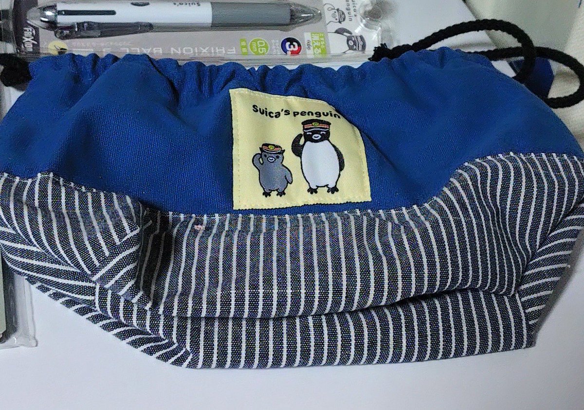hirochann8's tweet photo. 前回、最初のはアップしていなかったっけ。地元にもSuicaペンギングッズを売っているnewdaysを見つけて買っていたのだ。1ヶ所目も2カ所目もなかなか。穴場だったかもしれない？ https://t.co/YkWdfn50U7