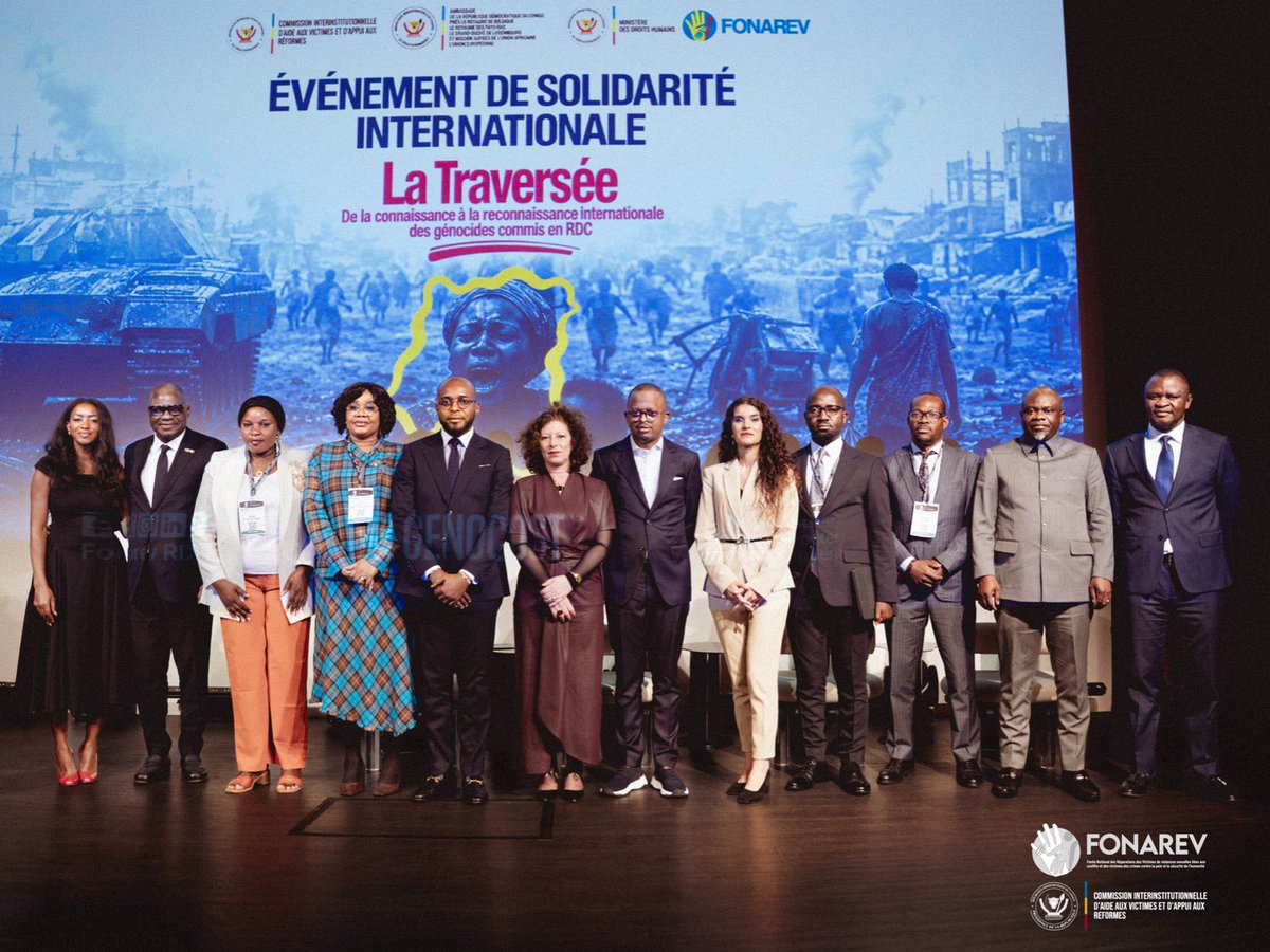 FonarevRDC's tweet photo. 🇧🇪🇨🇩 À Bruxelles, s’est tenue « La Traversée », un événement de solidarité internationale consacré au plaidoyer pour la reconnaissance des génocides commis en République démocratique du Congo.

Organisée le 16 octobre dernier, cette rencontre a réuni des chercheurs, des scientifiques, des journalistes, des avocats, une survivante du GENOCOST, des artistes ainsi que plusieurs personnalités engagées autour d’un même combat : éveiller les consciences sur les atrocités et les massacres perpétrés en RDC et renforcer la mobilisation internationale en faveur de la reconnaissance des crimes commis depuis plusieurs décennies.

Cette mobilisation s’inscrit dans la feuille de route du plaidoyer international pour la reconnaissance des génocides et des crimes commis en RDC, afin de faire entendre la voix des victimes et de contribuer à la lutte contre l’oubli et l’impunité.

✍🏾 Signez la pétition pour la reconnaissance des génocides commis en RDC : https://t.co/ueI2dk1p7W

#GenocidesRDC #Genocost #Plaidoyer #RDC