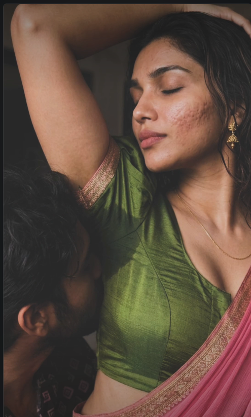 TharkiChacha_69's tweet photo. @PankajB42116 kis kis ko apni Behan @ ke underarms ka paseena sniff karne main maaza aata hai bataoo https://t.co/rJzX3of0It