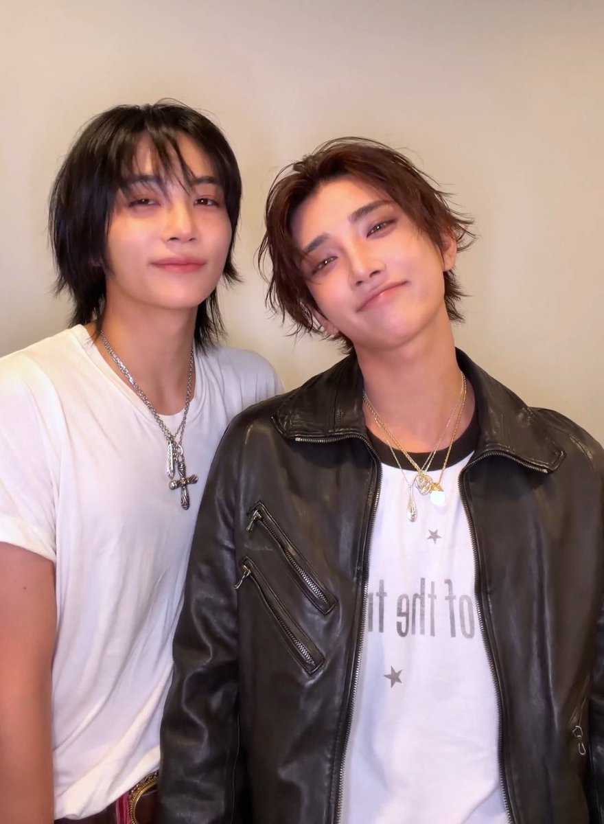 starlightshuaa's tweet photo. "sorry wala kayong jeonghan 🤷‍♂️" okay po https://t.co/0kSEpWdfiR
