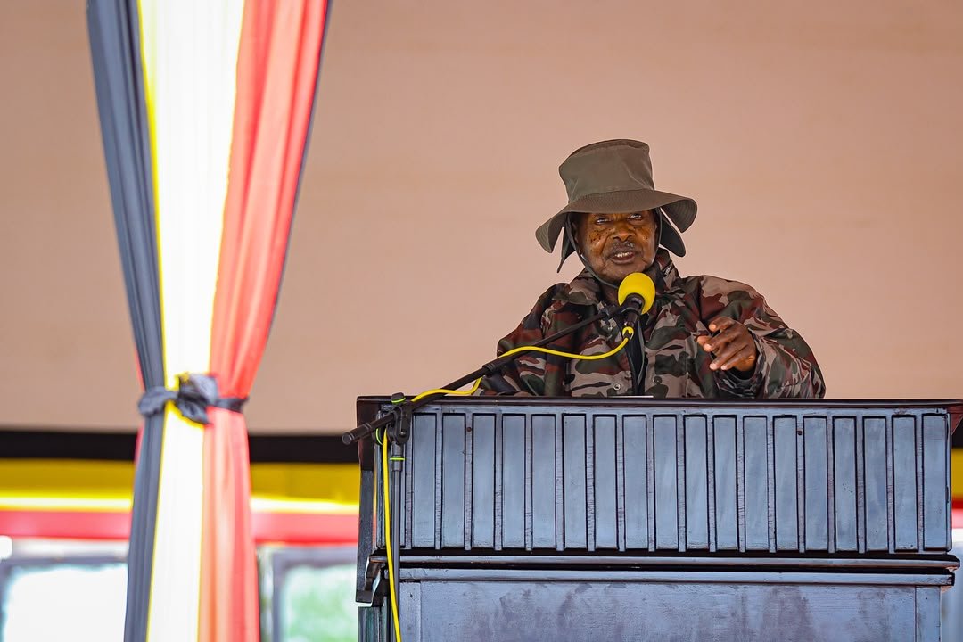 GCICsecurity's tweet photo. “Recently, I was talking to the CDFs from many countries, and I told them that to have a strong and effective defence of the country, you need several factors. One of them is a strong economy, which will be able to support a strong army,” President Museveni said. https://t.co/BARTsYhmgx