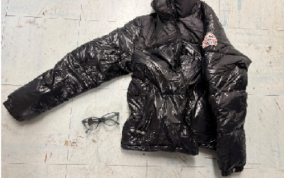 prefpolice's tweet photo. Samedi à #Bagneux, dans le cadre des émeutes survenues à Paris, les policiers ont remarqué plusieurs individus en possession de manteaux et de lunettes de luxe équipés d'antivols :
3⃣ interpellations

Après enquête et avis au magistrat, les individus ont été déférés en vue d'une comparution immédiate.

Les enquêteurs de la préfecture de Police poursuivent avec détermination leurs investigations pour identifier et présenter à la justice les auteurs des faits intolérables commis au cours du week-end.