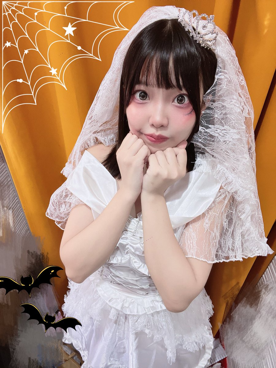 Kazane_0801's tweet photo. waiwaiHall神保町
平日からスターズ大集合してくれてありがとう🍭✨
火曜日好きね？？
初めまして来てくれた人本当にありがとう🍭久々アンプリ楽しかった✨
ハッピーハロウィン🎃 https://t.co/tJ2A3OVILt