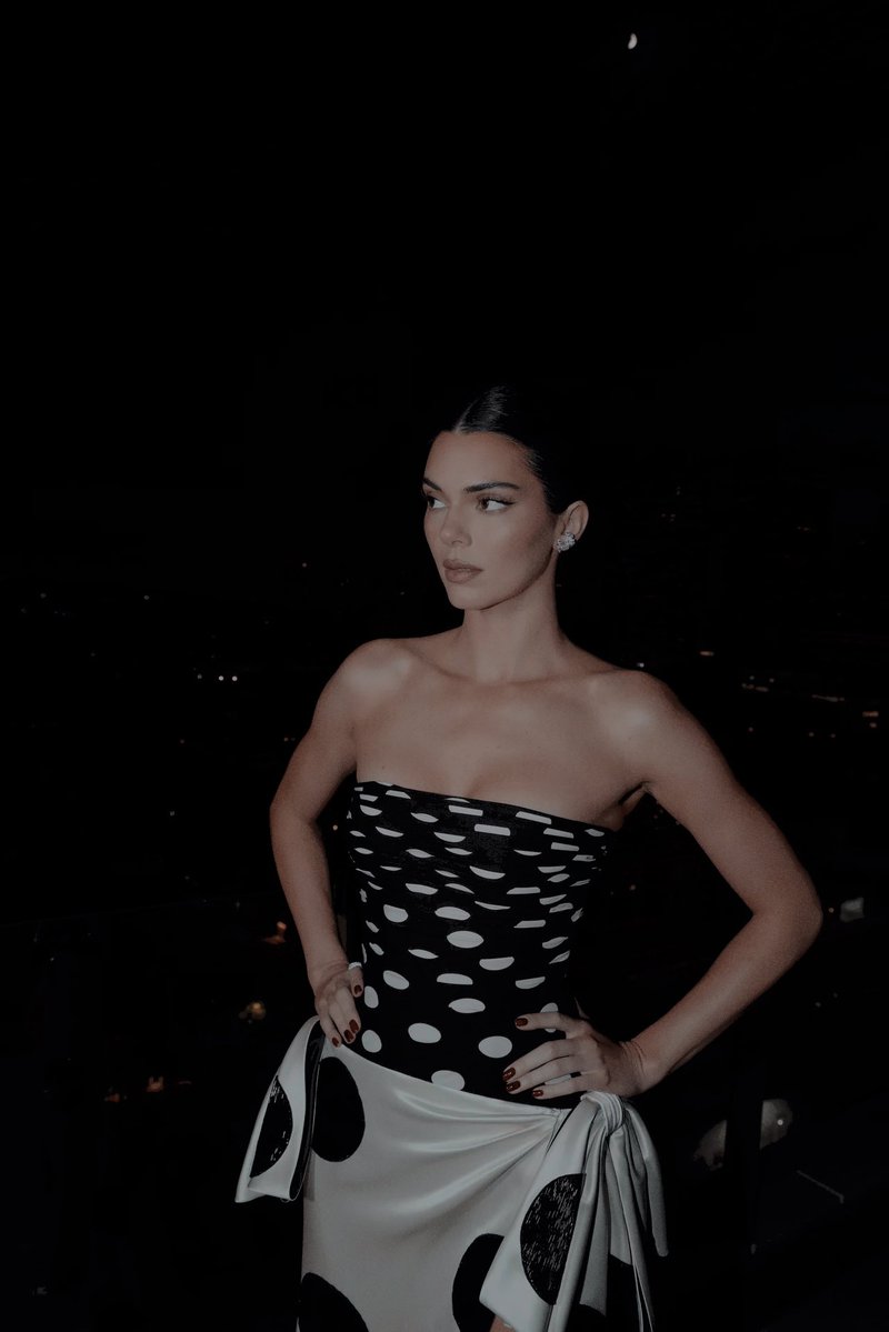 thvgjenner's tweet photo. ⠀
⠀⠀ ⠀𝕰𝙼𝐏͟𝐑͟𝐄͟𝐒͟𝐒  😌
⠀ https://t.co/qiL6ceJVHD