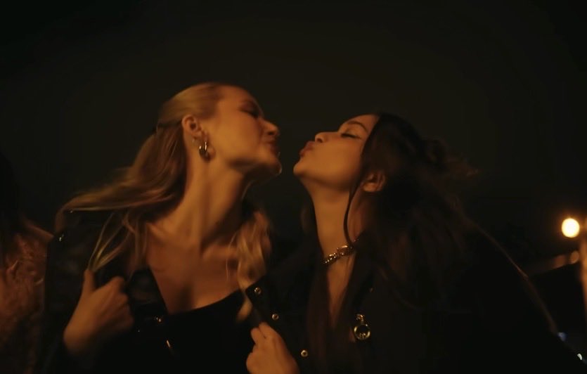 varvara65615732's tweet photo. nothing will ruin their friendship #sramhr #skamcroatia https://t.co/EMikKAU949