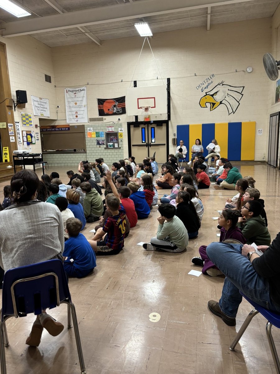 PCSDdentzler's tweet photo. Fourth graders learning about Columbia, gas and natural gas resources. #PCSDProud ##AlwaysLearning. https://t.co/D1bqjRekab
