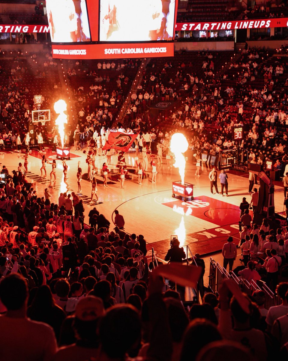 GamecockMBB's tweet photo. ✌️weeks left until this

🎟️ https://t.co/VebPm3QlPU https://t.co/kFJcH7iPGv