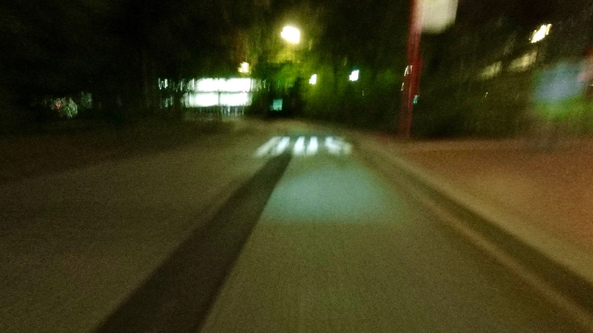 reinhartlinke's tweet photo. Im Dunkeln über ausgebesserte Straßen #mdRzA, früh über ausbesserte Radwegteile #mdRnH. #rennrad #strava https://t.co/a9OawN6kh7