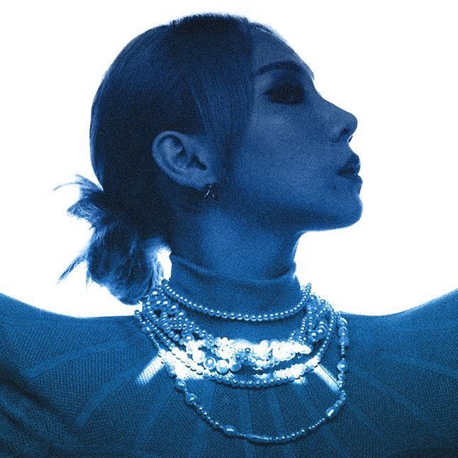 TrendTeamCL's tweet photo. Thank you CL for this masterpiece, we’re looking forward to to the next chapter ❤️‍🔥 #5YearsOfALPHA @chaelincl https://t.co/aN7IAKricC