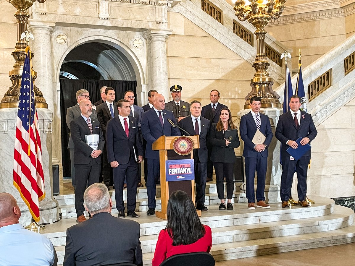 PAAttorneyGen's tweet photo. Public safety is the foundation for strong families, economic growth and quality of life, which is why I work with law enforcement at every level to coordinate our efforts. 

I was proud to sit with several of our federal partners, including @AGToddBlanche and @SenMcCormickPA and @RepBresnahan, to discuss the ongoing battle against opioids and other emerging drug trafficking threats. Thank you for your continued dedication to this mission.
