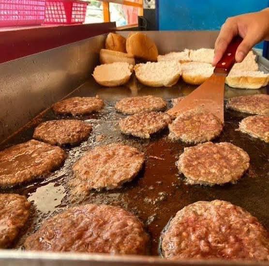 FanneyPbb's tweet photo. 1st weekly task: 3,000 burgers

trew?

#PBB30 https://t.co/S0kwacus9M