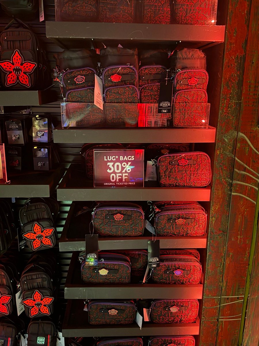 insideuniversal's tweet photo. Additional Horror Nights merchandise, including Fortnitemares, Hellraiser, and the HHN Lug Bag are now available for 30% off. @HorrorNightsORL #HHN35 https://t.co/AqlBS0Ln0l