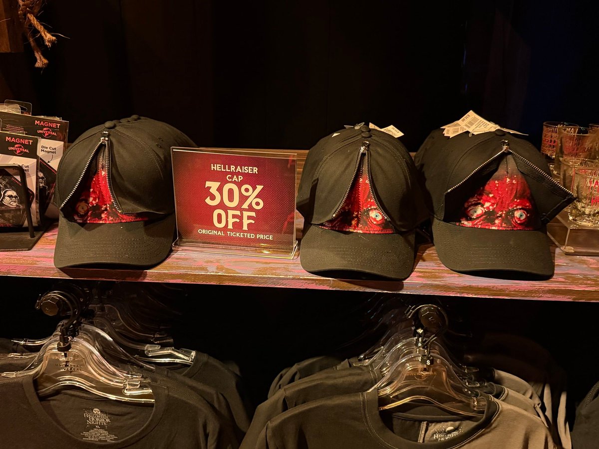 insideuniversal's tweet photo. Additional Horror Nights merchandise, including Fortnitemares, Hellraiser, and the HHN Lug Bag are now available for 30% off. @HorrorNightsORL #HHN35 https://t.co/AqlBS0Ln0l
