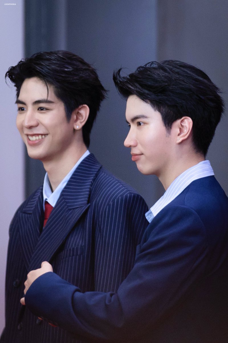 keenphoria's tweet photo. เก่งกันมากๆเลยเจ้าเด็กกก 🥹✨

HOWE AW X SEAKEEN NOOONG

#HOWEAWARDS20
#HOWEMAGAZINE
#SeaKeen #ซีคีน 
#sea_ta_lay #keenkeno https://t.co/Si19xzmAb6