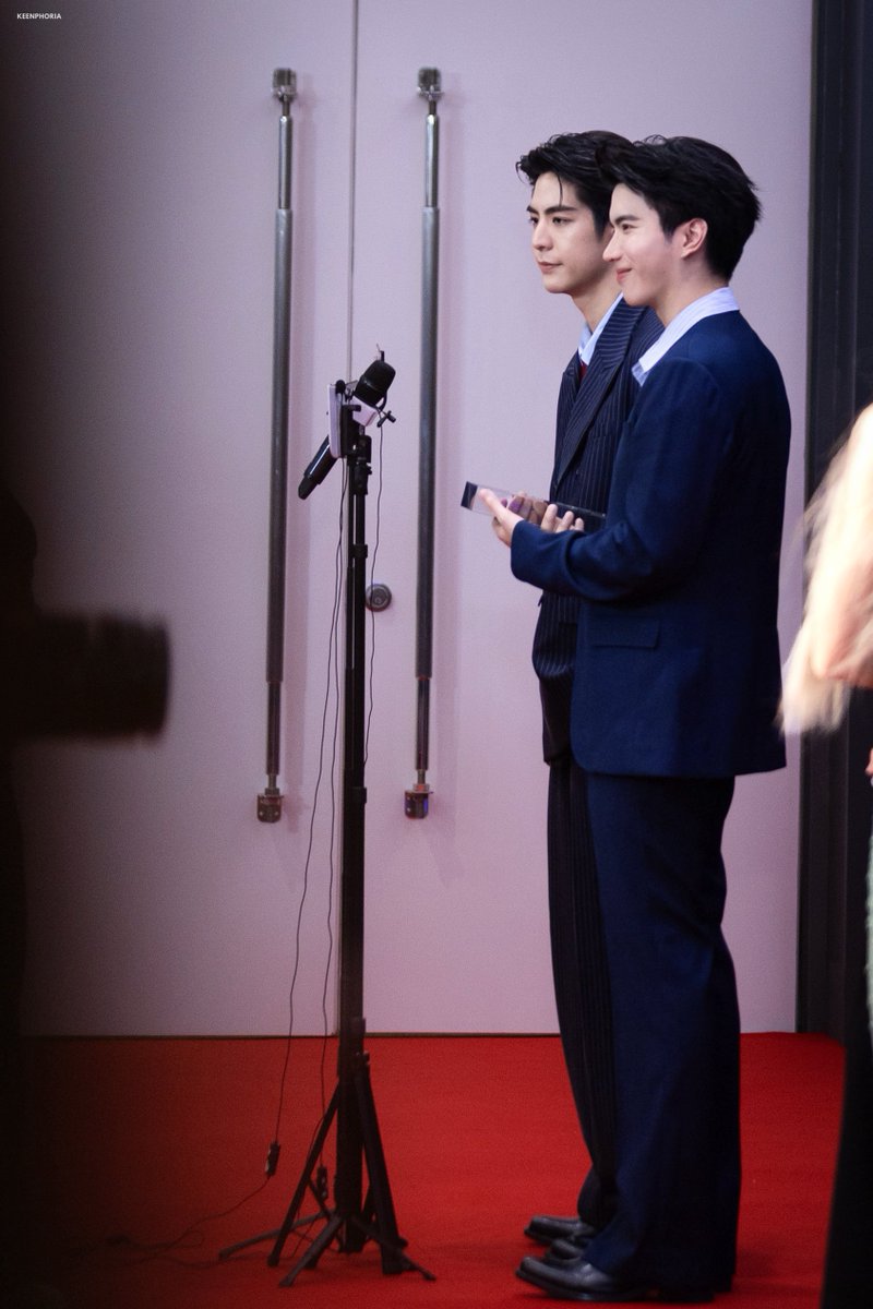 keenphoria's tweet photo. เก่งกันมากๆเลยเจ้าเด็กกก 🥹✨

HOWE AW X SEAKEEN NOOONG

#HOWEAWARDS20
#HOWEMAGAZINE
#SeaKeen #ซีคีน 
#sea_ta_lay #keenkeno https://t.co/Si19xzmAb6