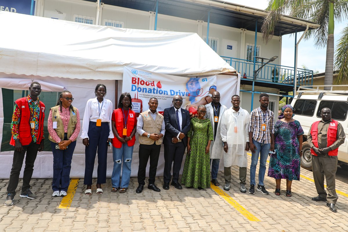 undpsouthsudan's tweet photo. 🩸Every drop counts.
In🤝with the National Blood Bank, UN colleagues and partners came together at #UNDP for the UN Day Blood Drive, demonstrating solidarity and a shared commitment to saving lives. 
We were honored to welcome the SRSG, Anita Kiki Gbeho whose visit underscored the power of collective action and the importance of blood donation in supporting patients in need and communities across #SouthSudan.